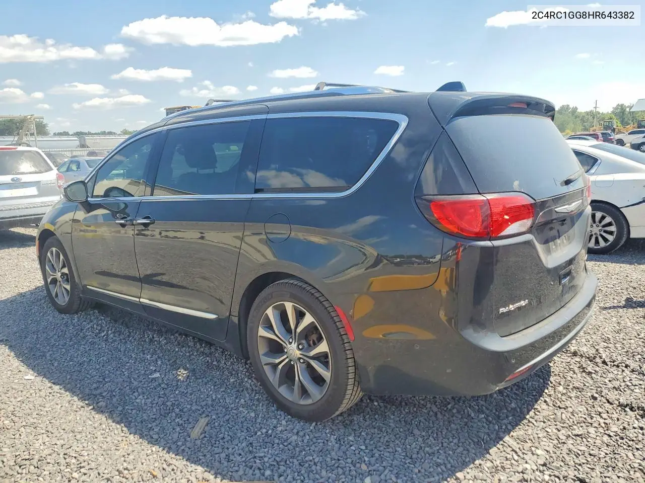 2017 CHRYSLER PACIFICA VIN 2C4RC1GG8HR643382 — фото 2