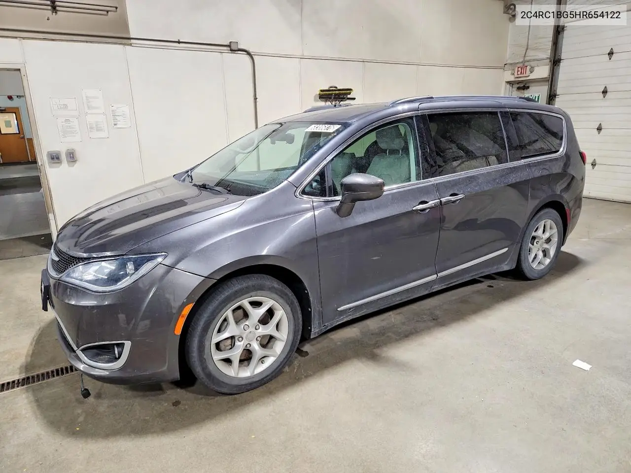 CHRYSLER PACIFICA 2017, VIN 2C4RC1BG5HR654122