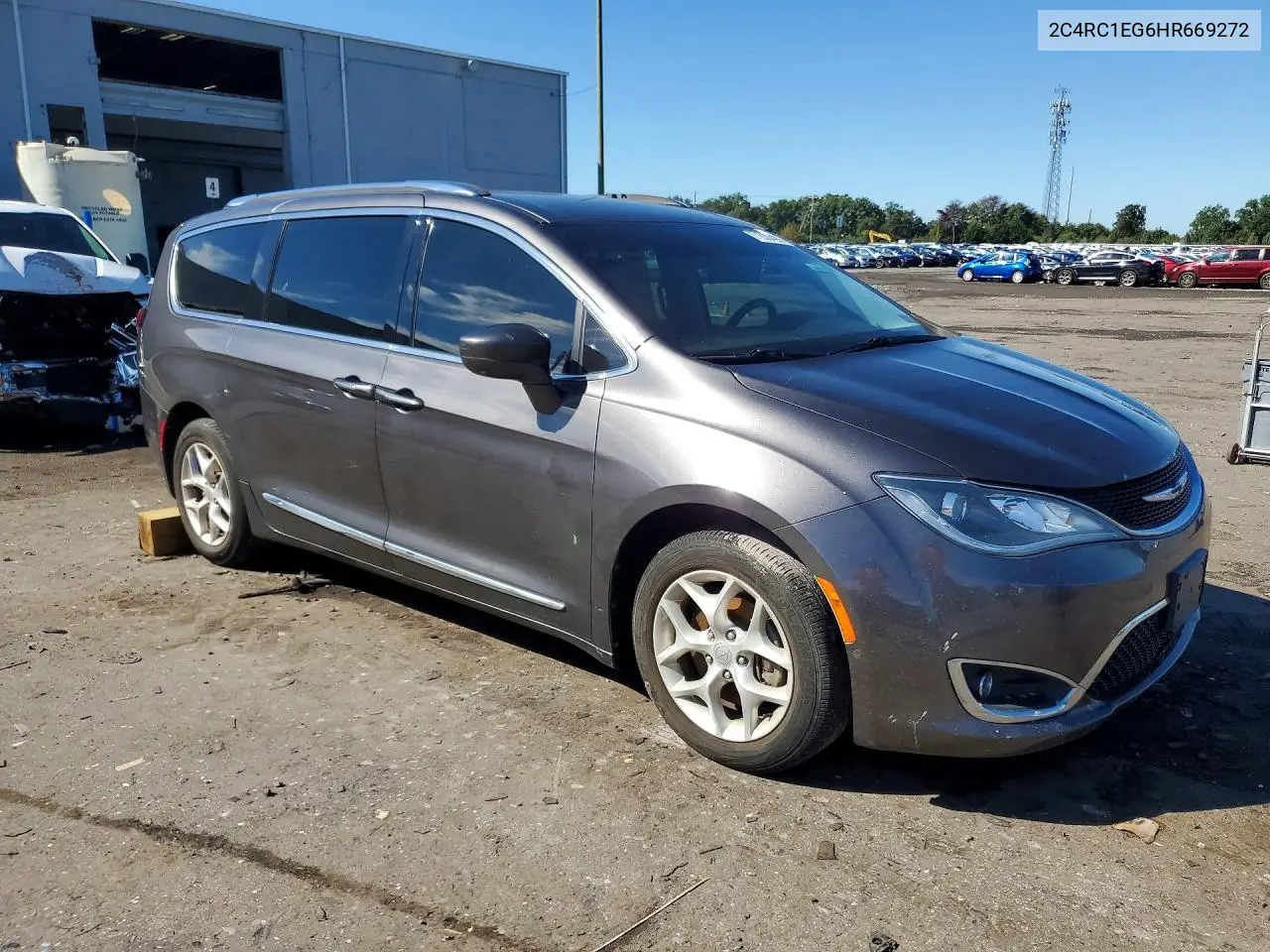 2017 CHRYSLER PACIFICA VIN 2C4RC1EG6HR669272 — фото 4