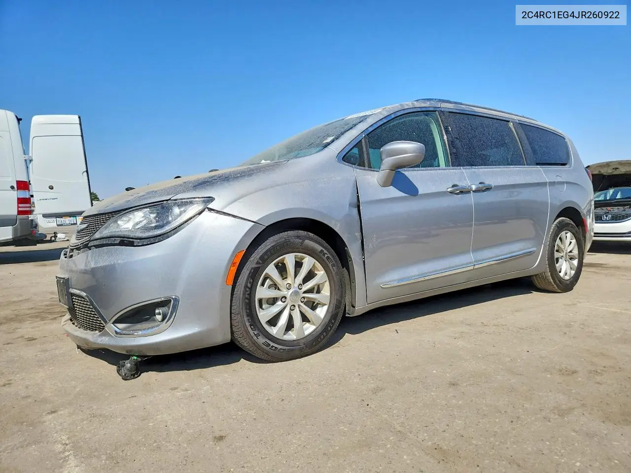 CHRYSLER PACIFICA 2018, VIN 2C4RC1EG4JR260922