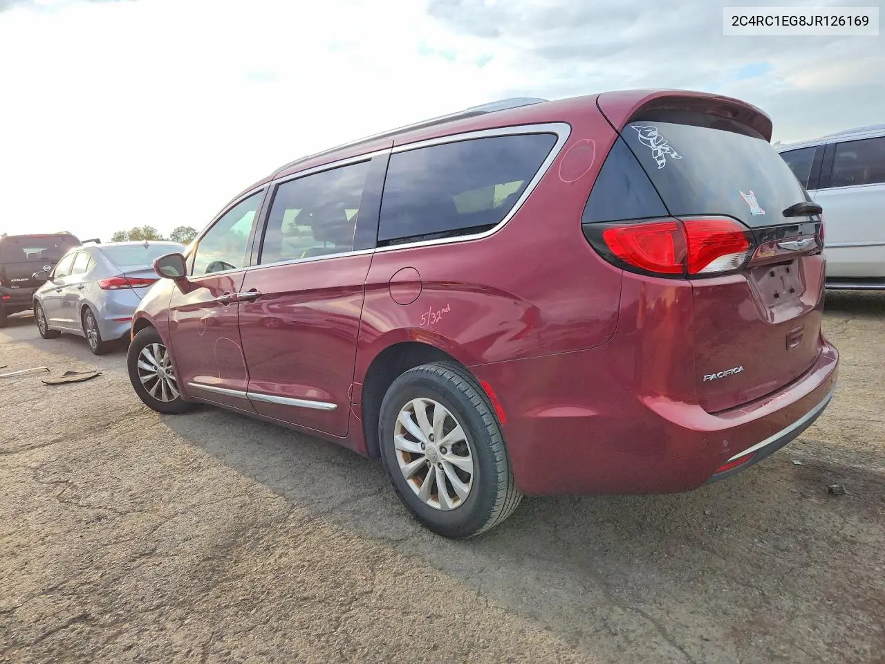 2018 CHRYSLER PACIFICA VIN 2C4RC1EG8JR126169 — фото 2
