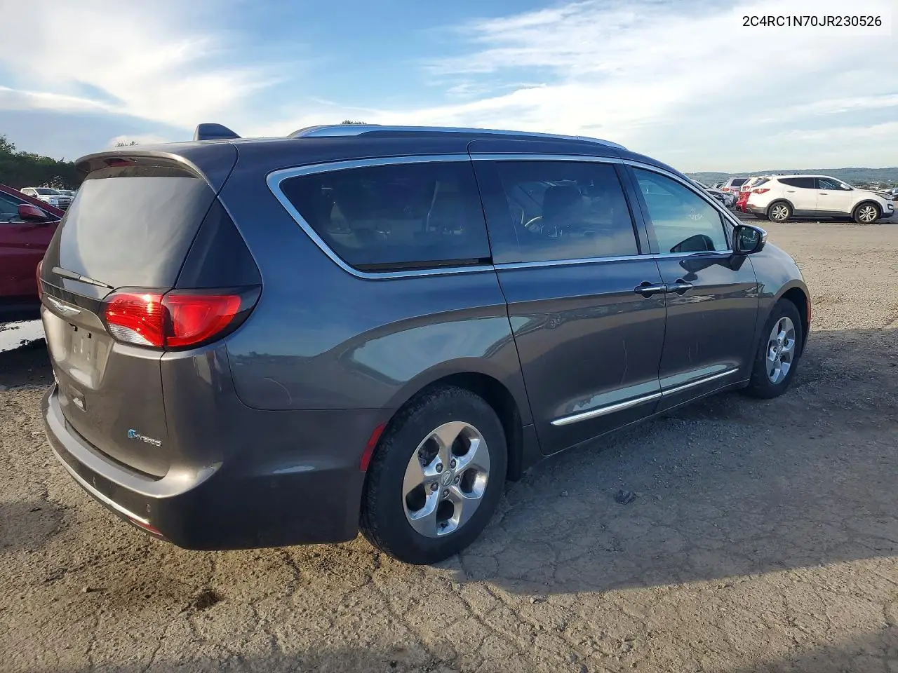 2018 CHRYSLER PACIFICA VIN 2C4RC1N70JR230526 — фото 3