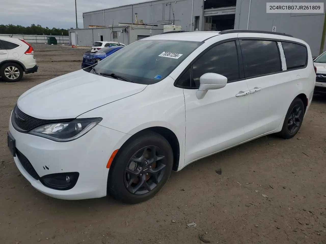 CHRYSLER PACIFICA 2018, VIN 2C4RC1BG7JR261809