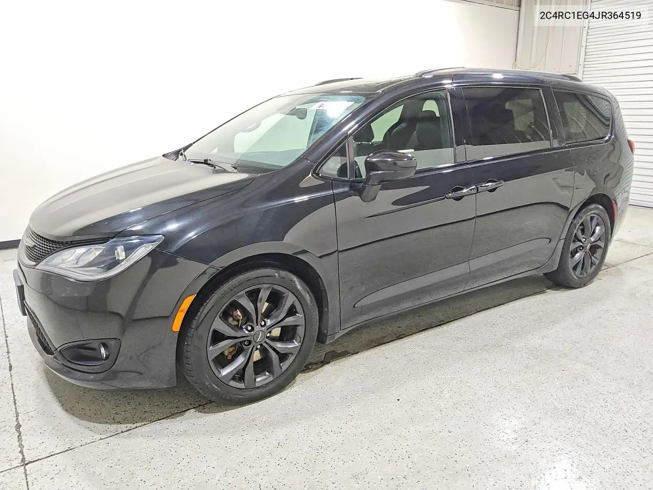 CHRYSLER PACIFICA 2018, VIN 2C4RC1EG4JR364519