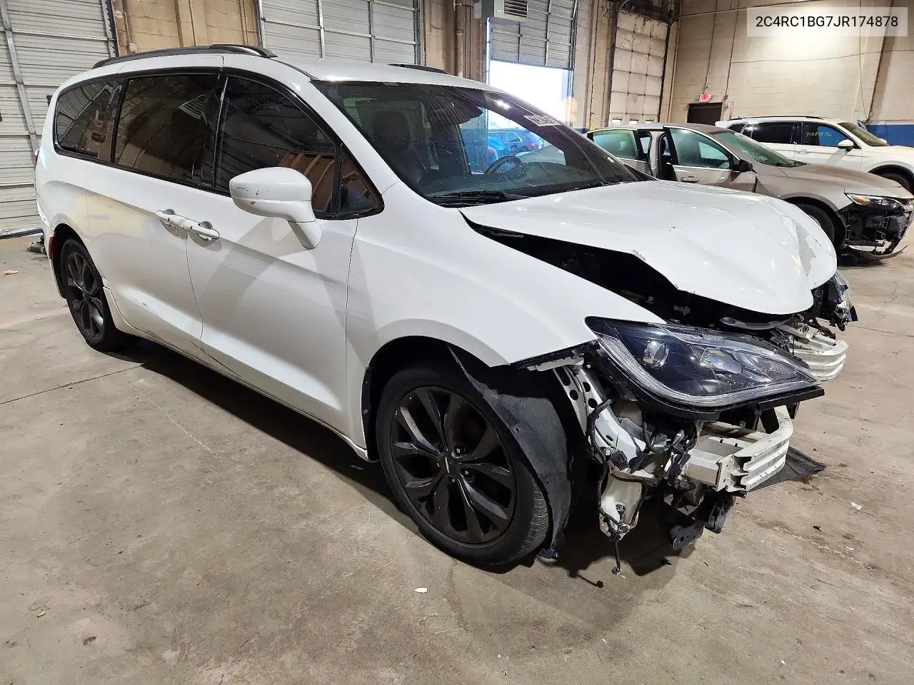 2018 CHRYSLER PACIFICA VIN 2C4RC1BG7JR174878 — фото 4