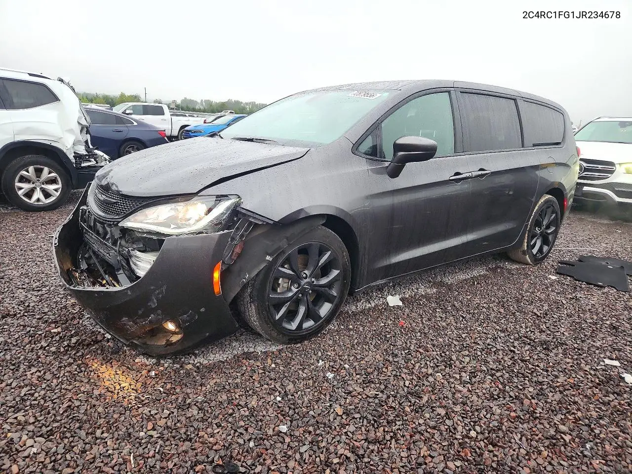 CHRYSLER PACIFICA 2018, VIN 2C4RC1FG1JR234678