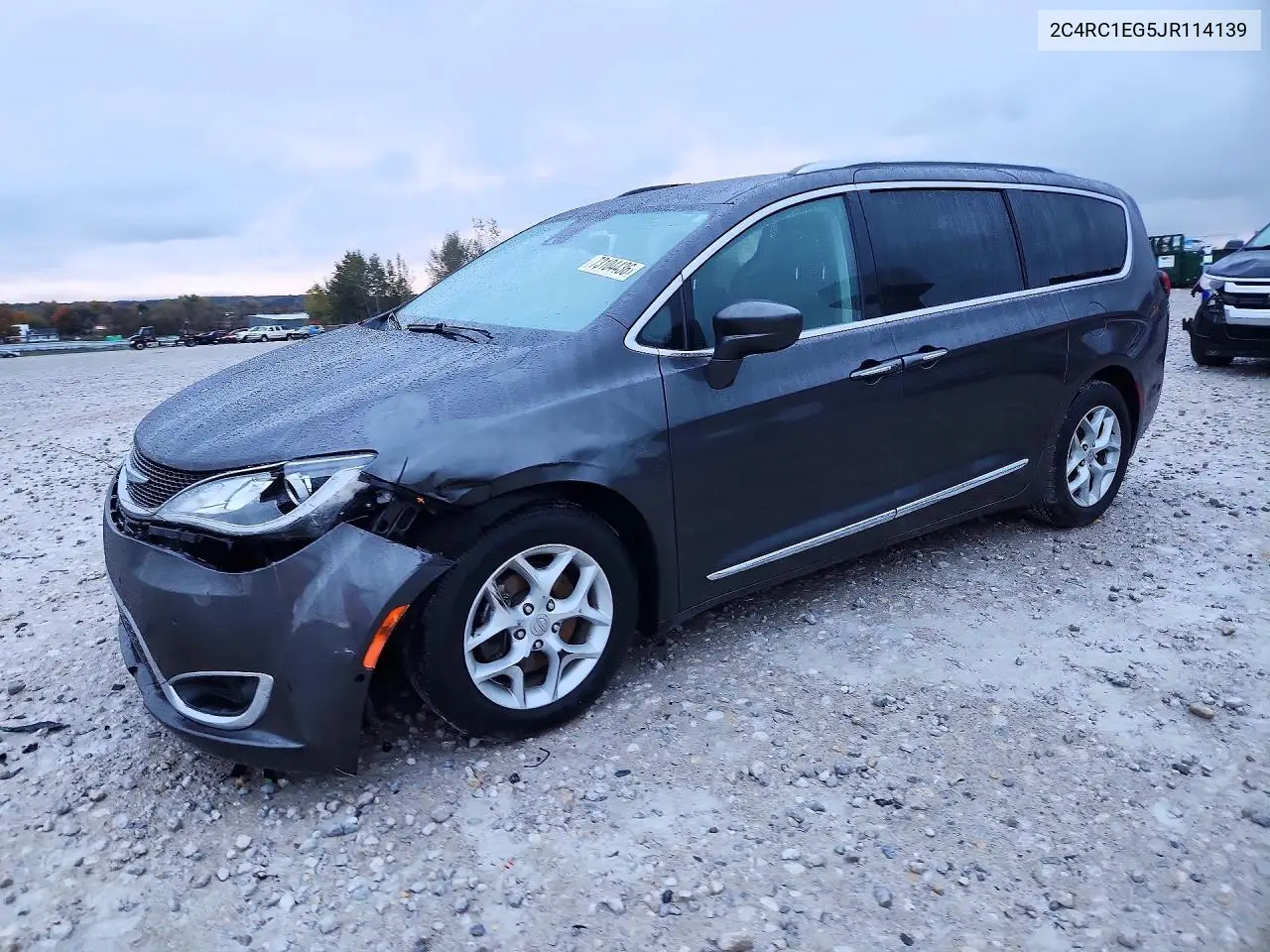 CHRYSLER PACIFICA 2018, VIN 2C4RC1EG5JR114139