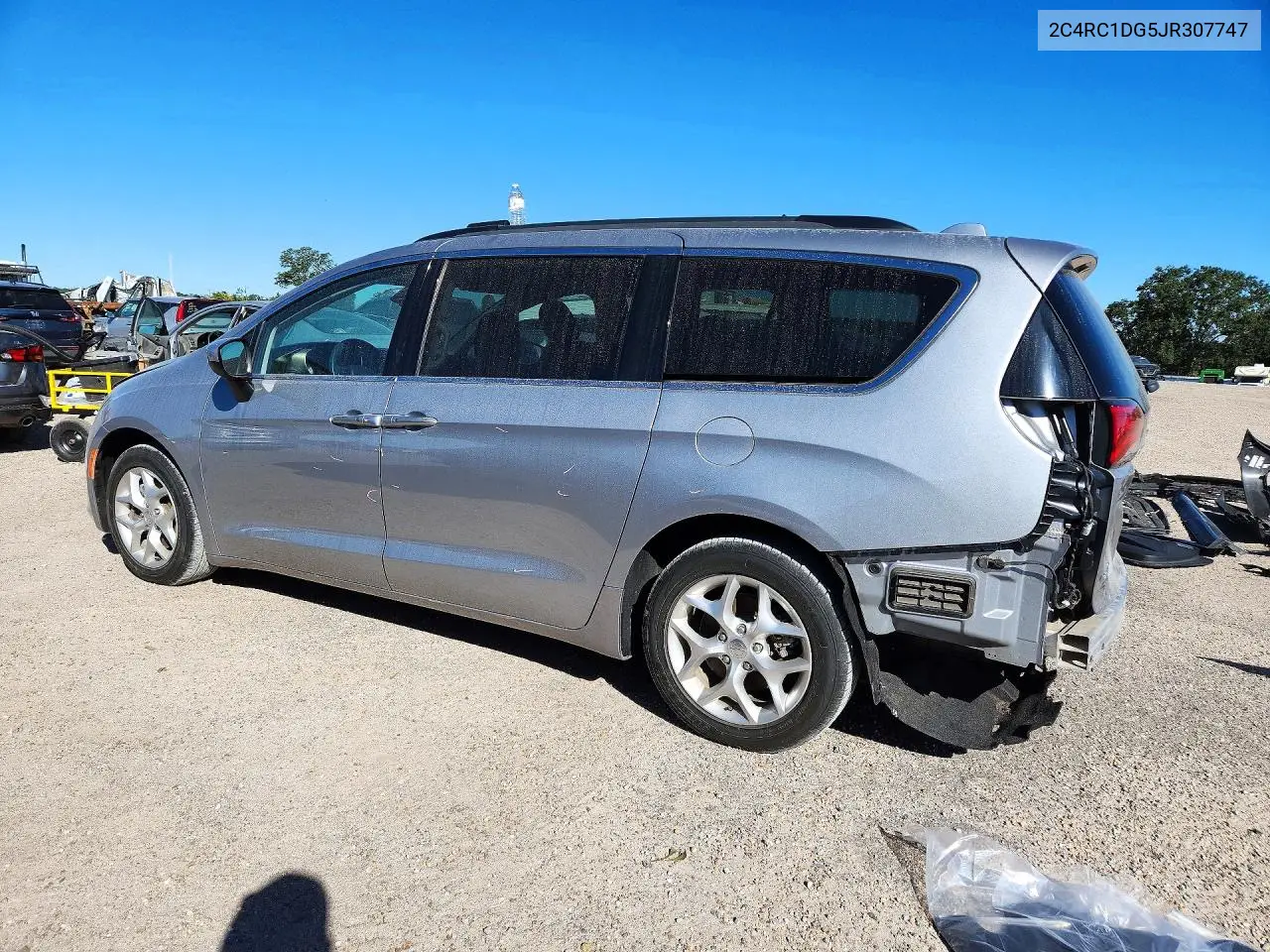 2018 CHRYSLER PACIFICA VIN 2C4RC1DG5JR307747 — фото 2