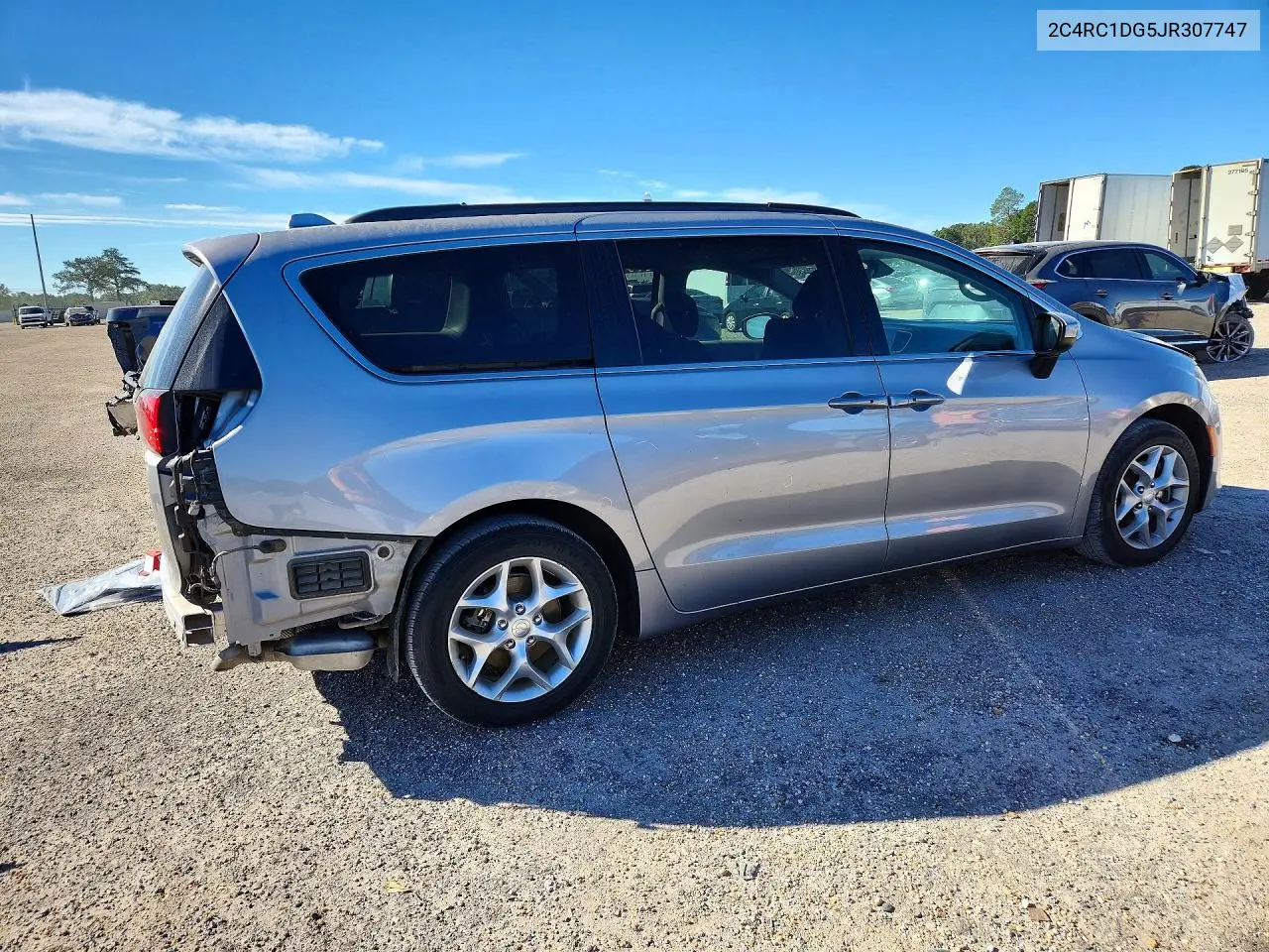 2018 CHRYSLER PACIFICA VIN 2C4RC1DG5JR307747 — фото 3