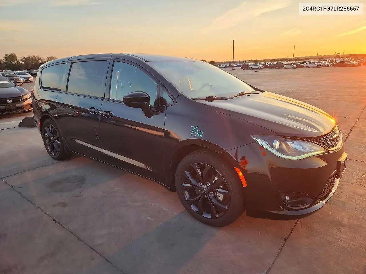 2020 CHRYSLER PACIFICA VIN 2C4RC1FG7LR286657 — фото 4