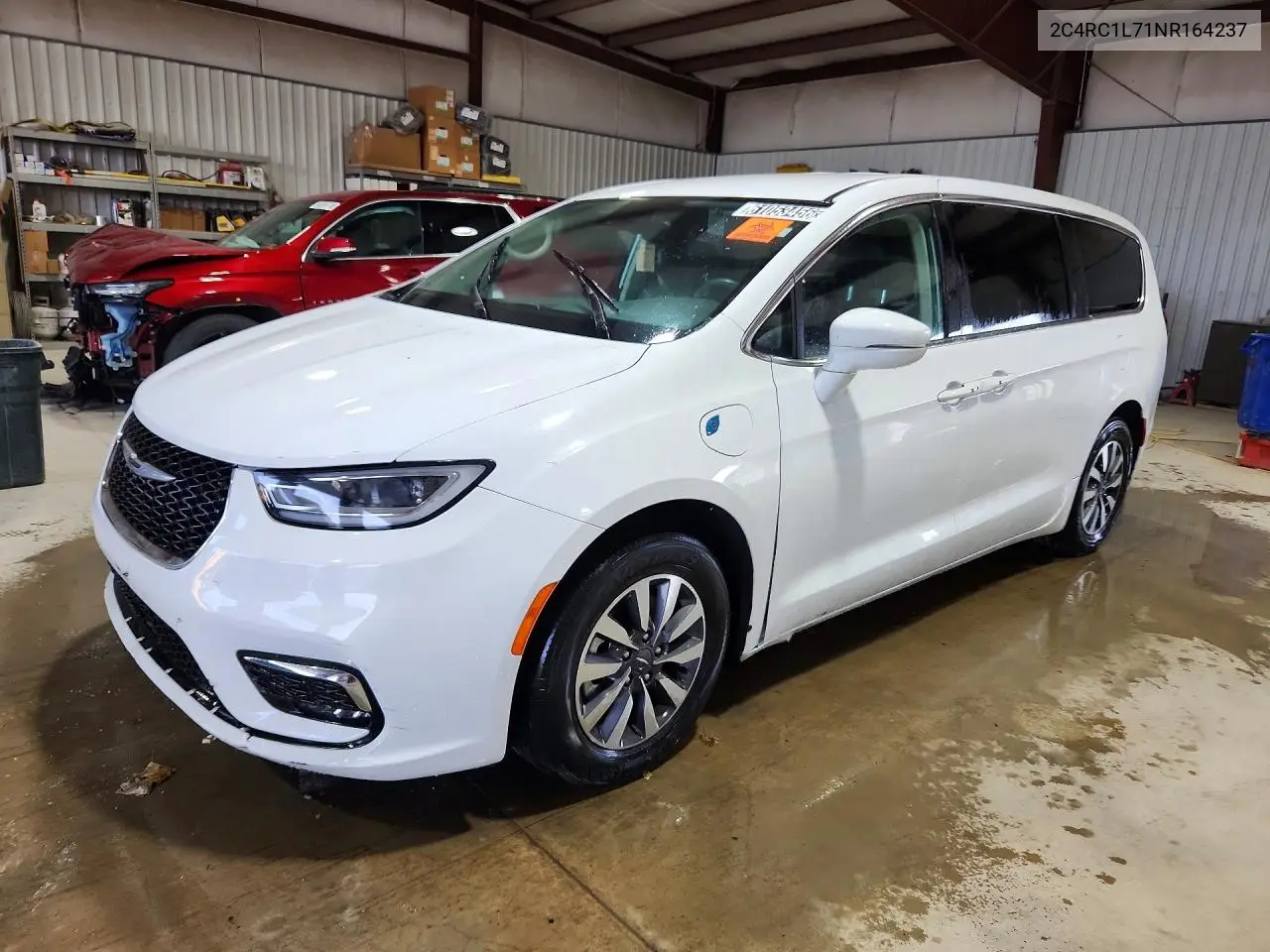 CHRYSLER PACIFICA 2022, VIN 2C4RC1L71NR164237