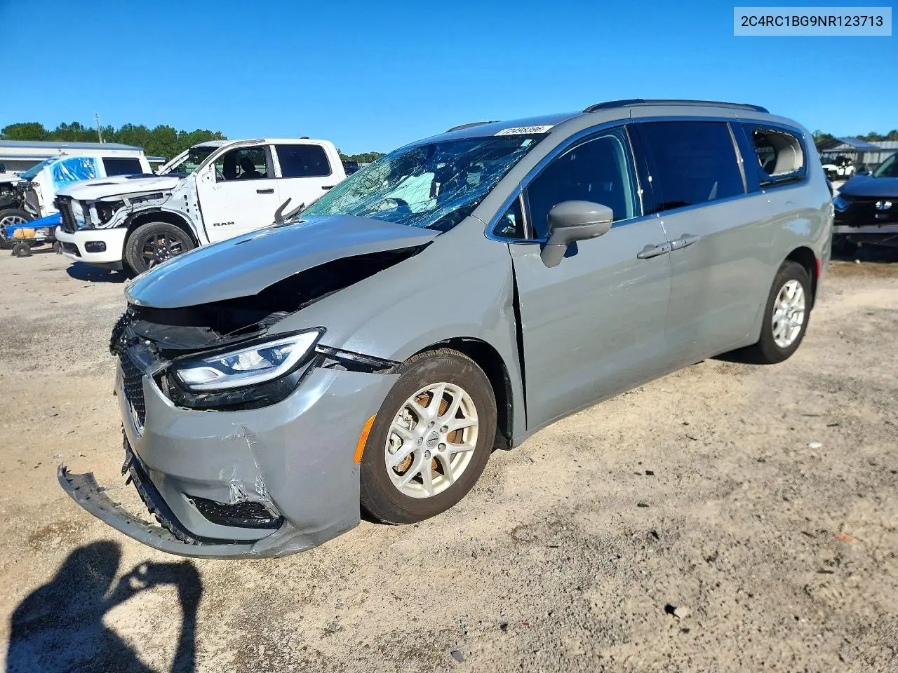 CHRYSLER PACIFICA 2022, VIN 2C4RC1BG9NR123713