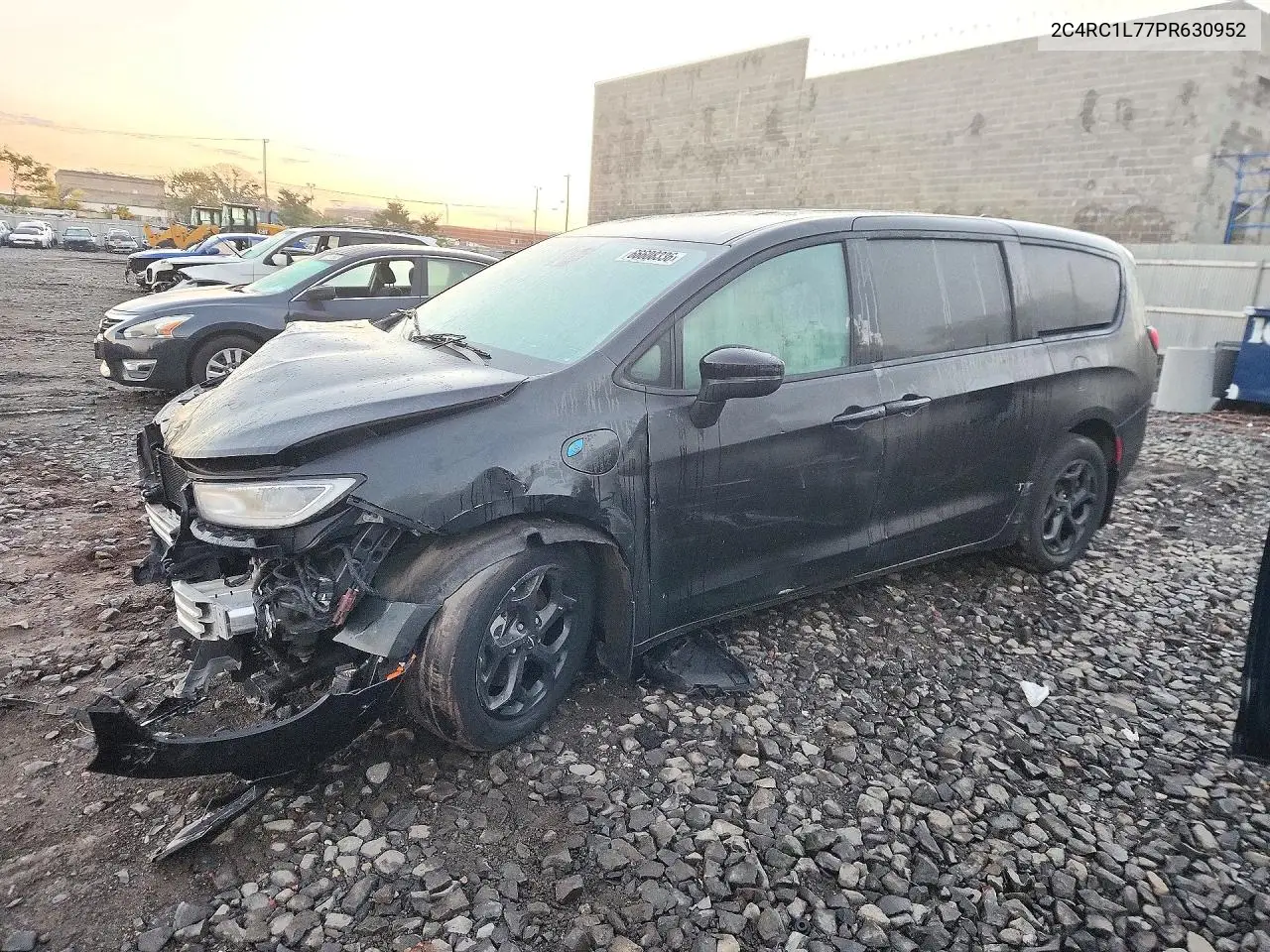 CHRYSLER PACIFICA 2023, VIN 2C4RC1L77PR630952