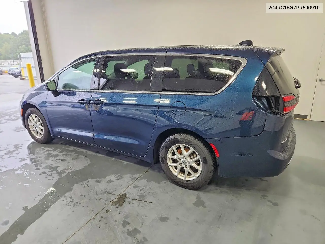 2023 CHRYSLER PACIFICA VIN 2C4RC1BG7PR590910 — фото 2
