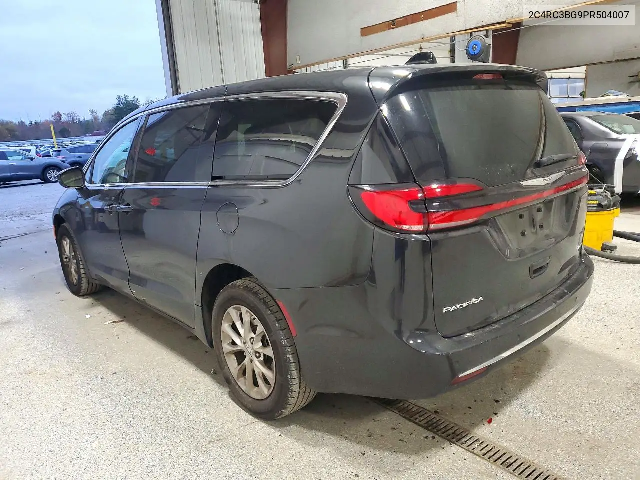 2023 CHRYSLER PACIFICA VIN 2C4RC3BG9PR504007 — фото 2