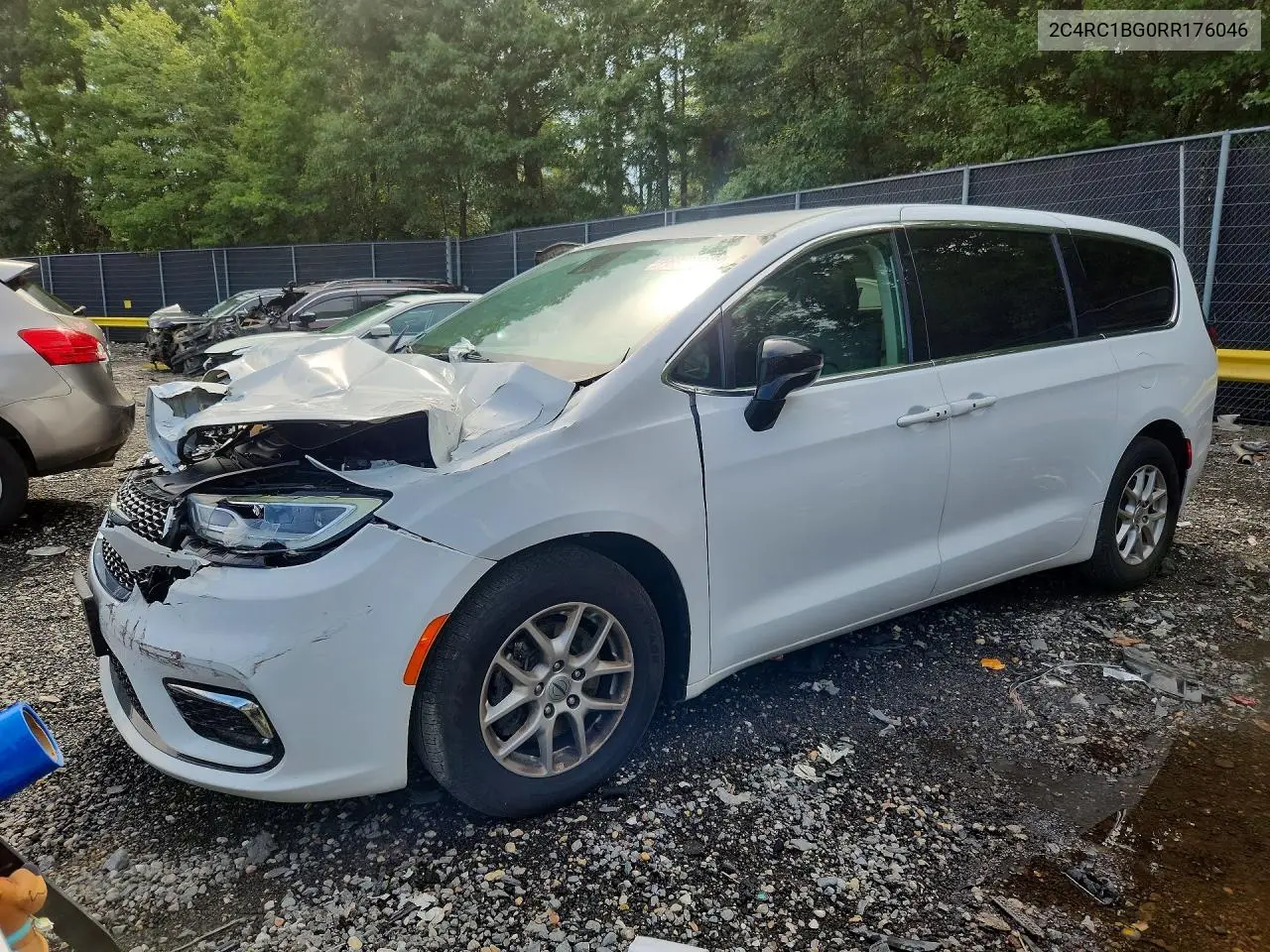 CHRYSLER PACIFICA 2024, VIN 2C4RC1BG0RR176046