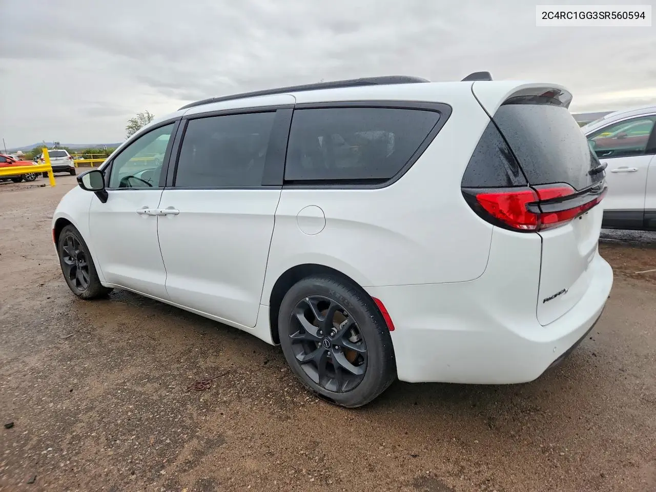 2025 CHRYSLER PACIFICA VIN 2C4RC1GG3SR560594 — фото 2