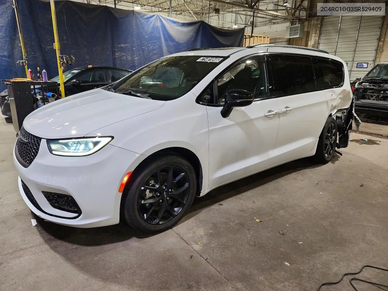 CHRYSLER PACIFICA 2025, VIN 2C4RC1GG3SR529409
