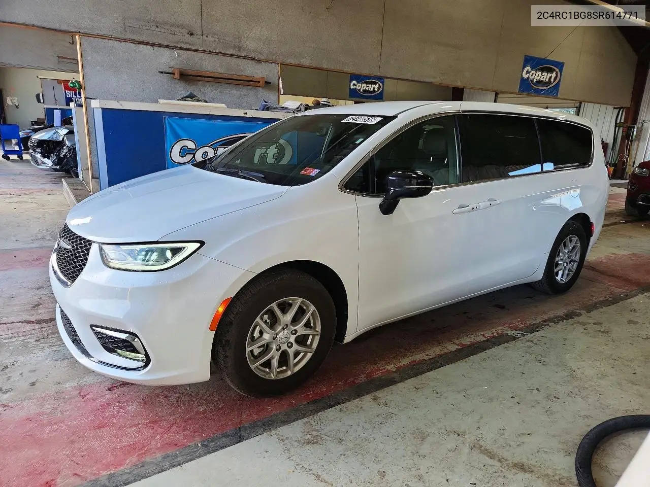 CHRYSLER PACIFICA 2025, VIN 2C4RC1BG8SR614771