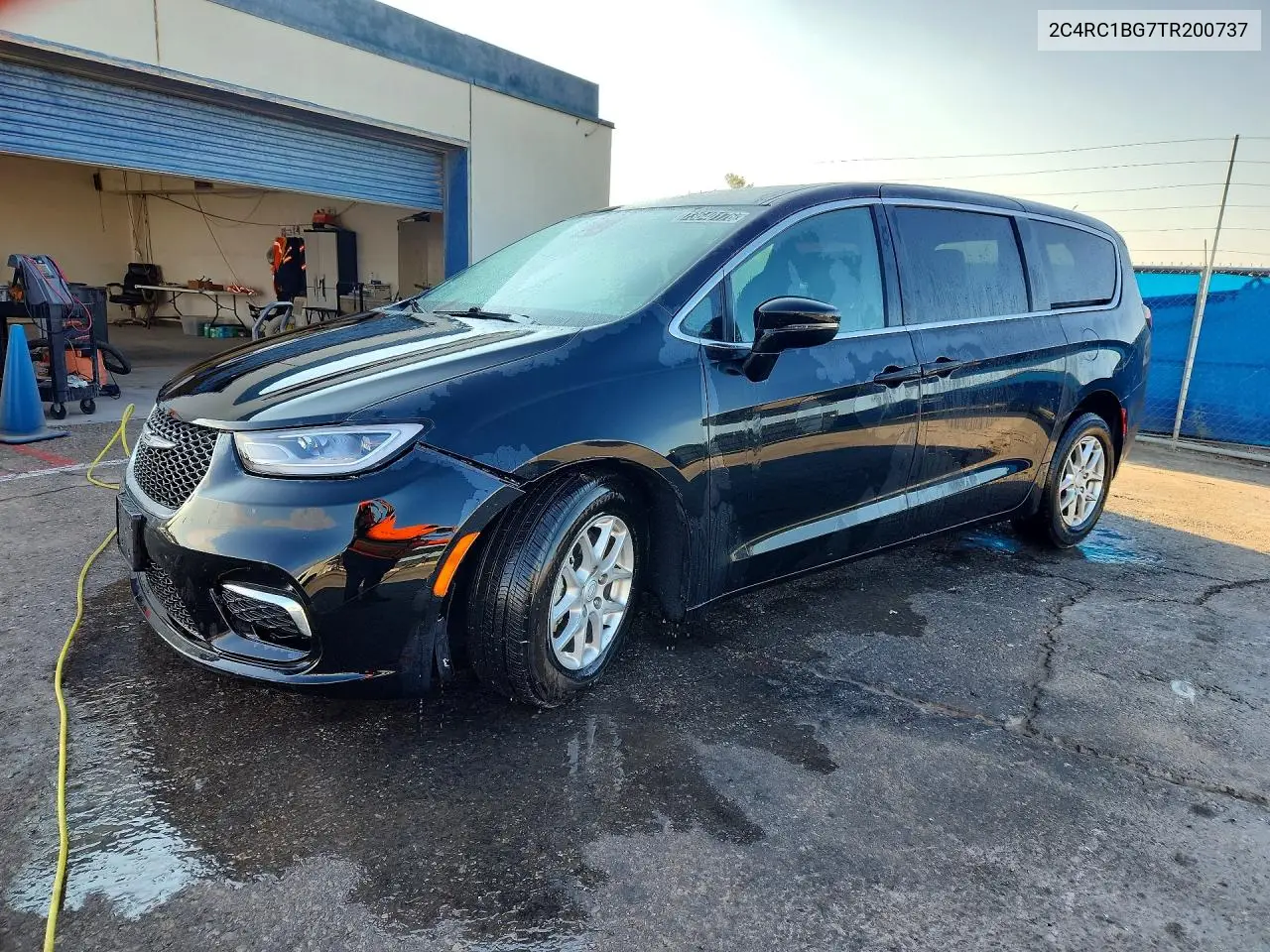 CHRYSLER PACIFICA 2026, VIN 2C4RC1BG7TR200737