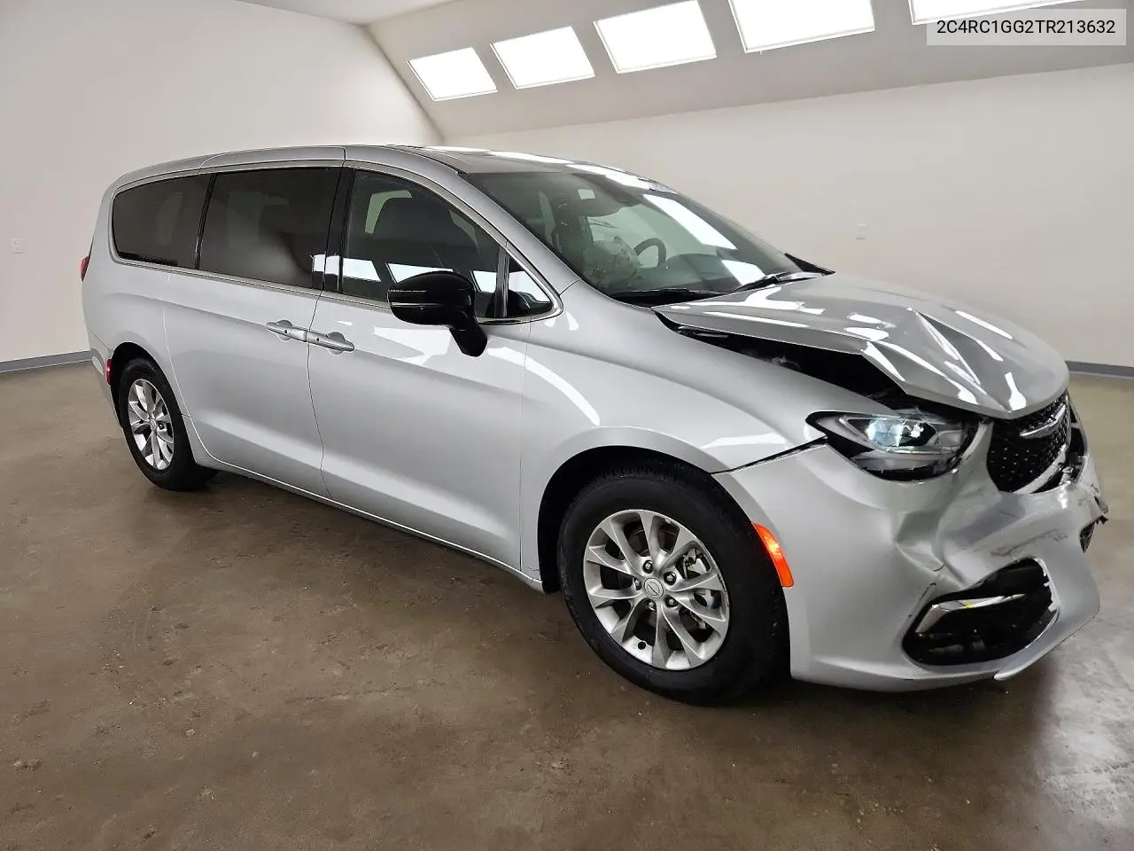 2026 CHRYSLER PACIFICA VIN 2C4RC1GG2TR213632 — фото 4