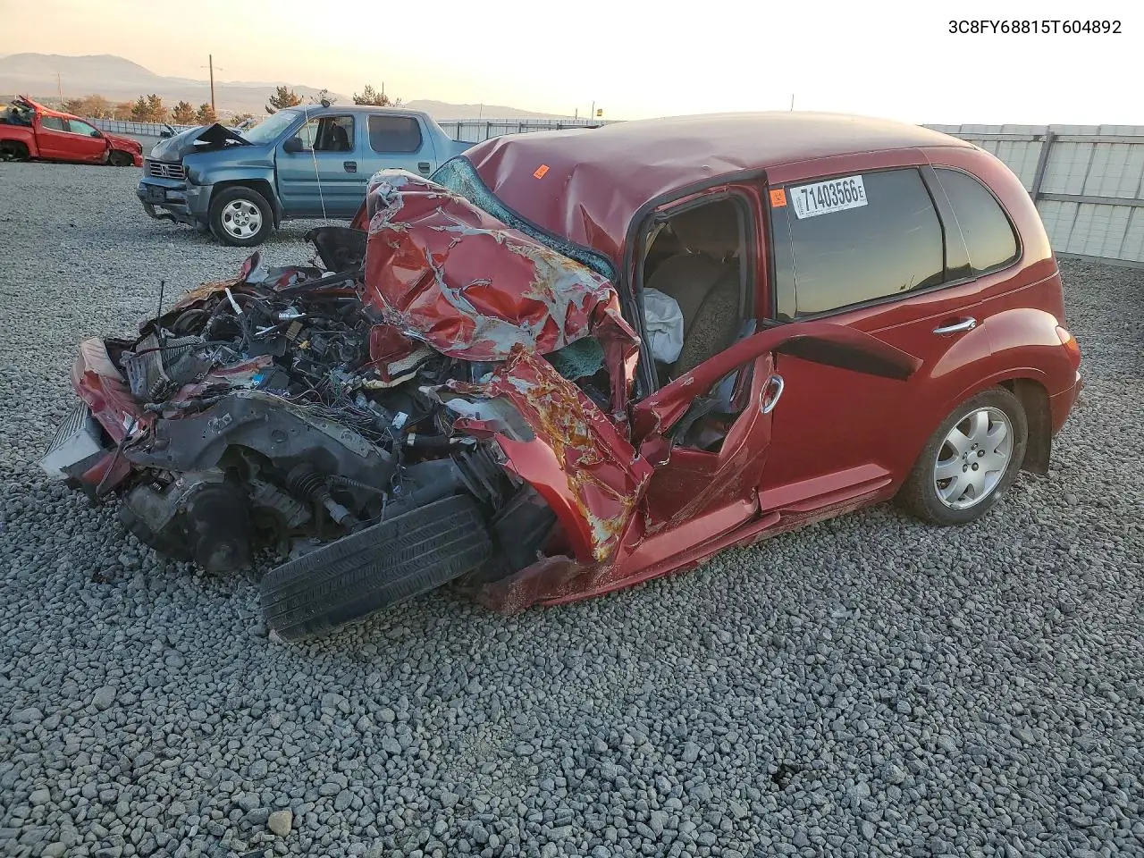 CHRYSLER PT CRUISER 2005, VIN 3C8FY68815T604892