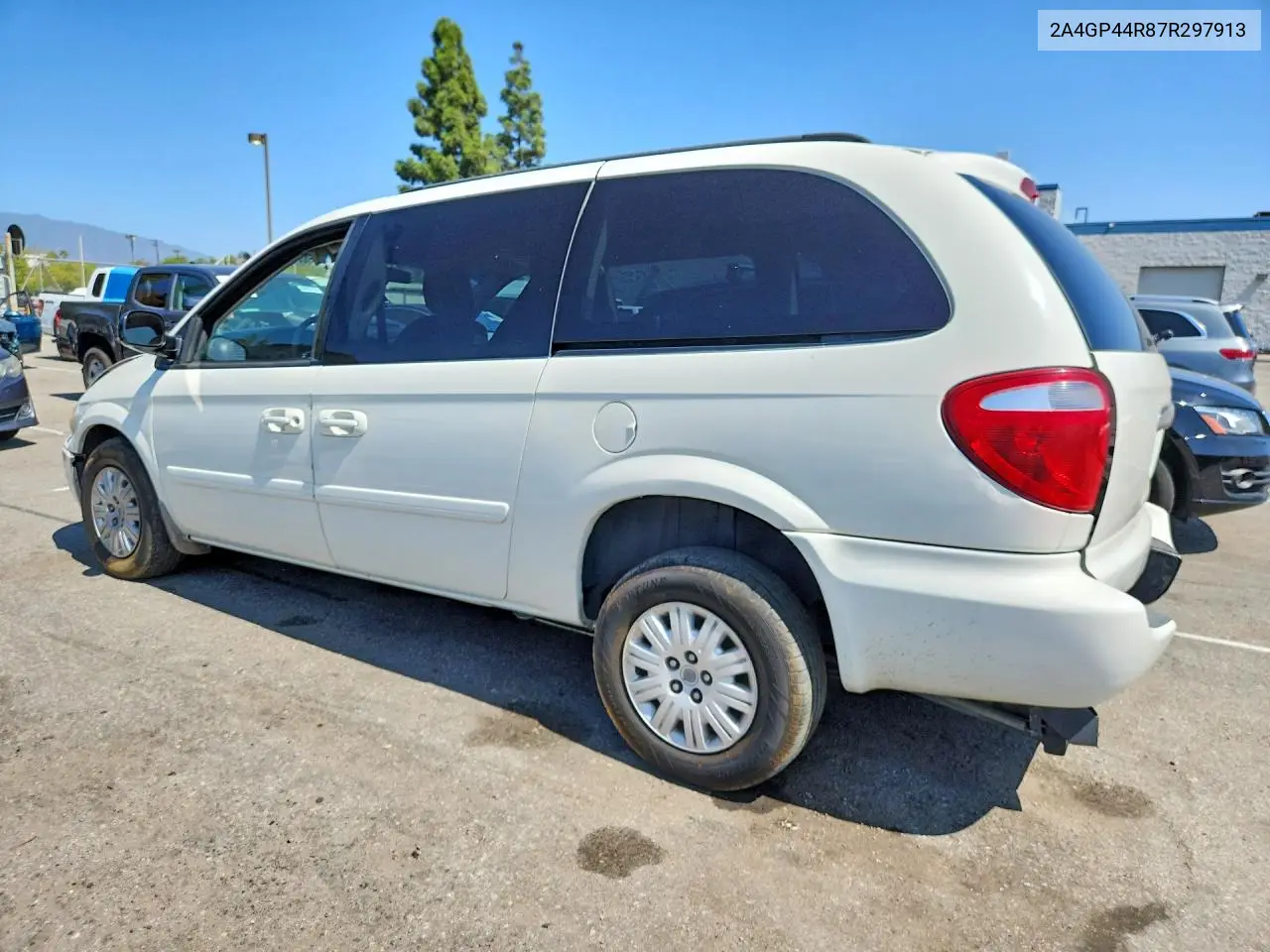 2007 CHRYSLER TOWN & COUNTRY VIN 2A4GP44R87R297913 — фото 2