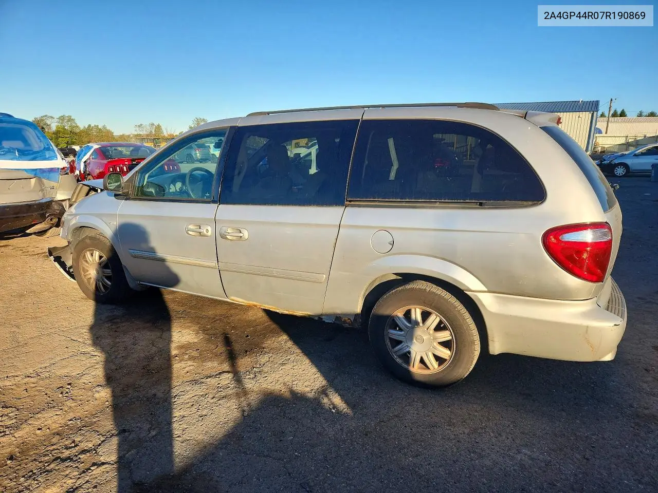 2007 CHRYSLER TOWN & COUNTRY VIN 2A4GP44R07R190869 — фото 2