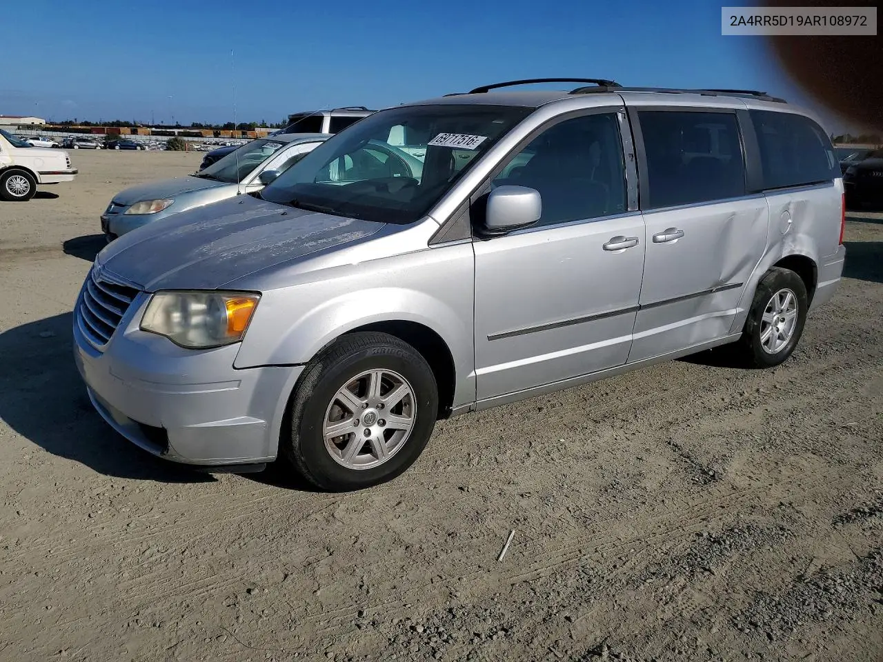 CHRYSLER TOWN & COUNTRY 2010, VIN 2A4RR5D19AR108972