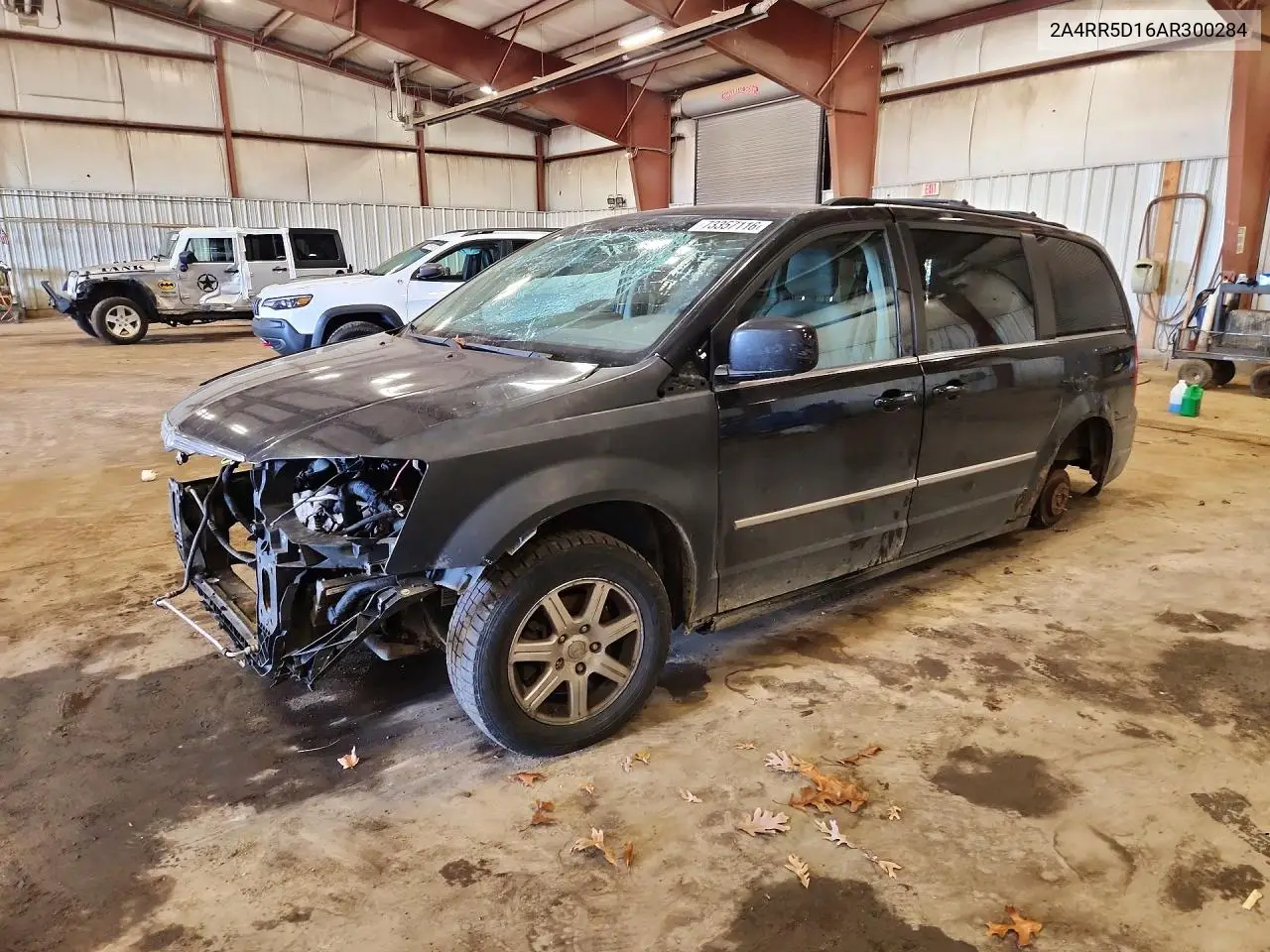 CHRYSLER TOWN & COUNTRY 2010, VIN 2A4RR5D16AR300284