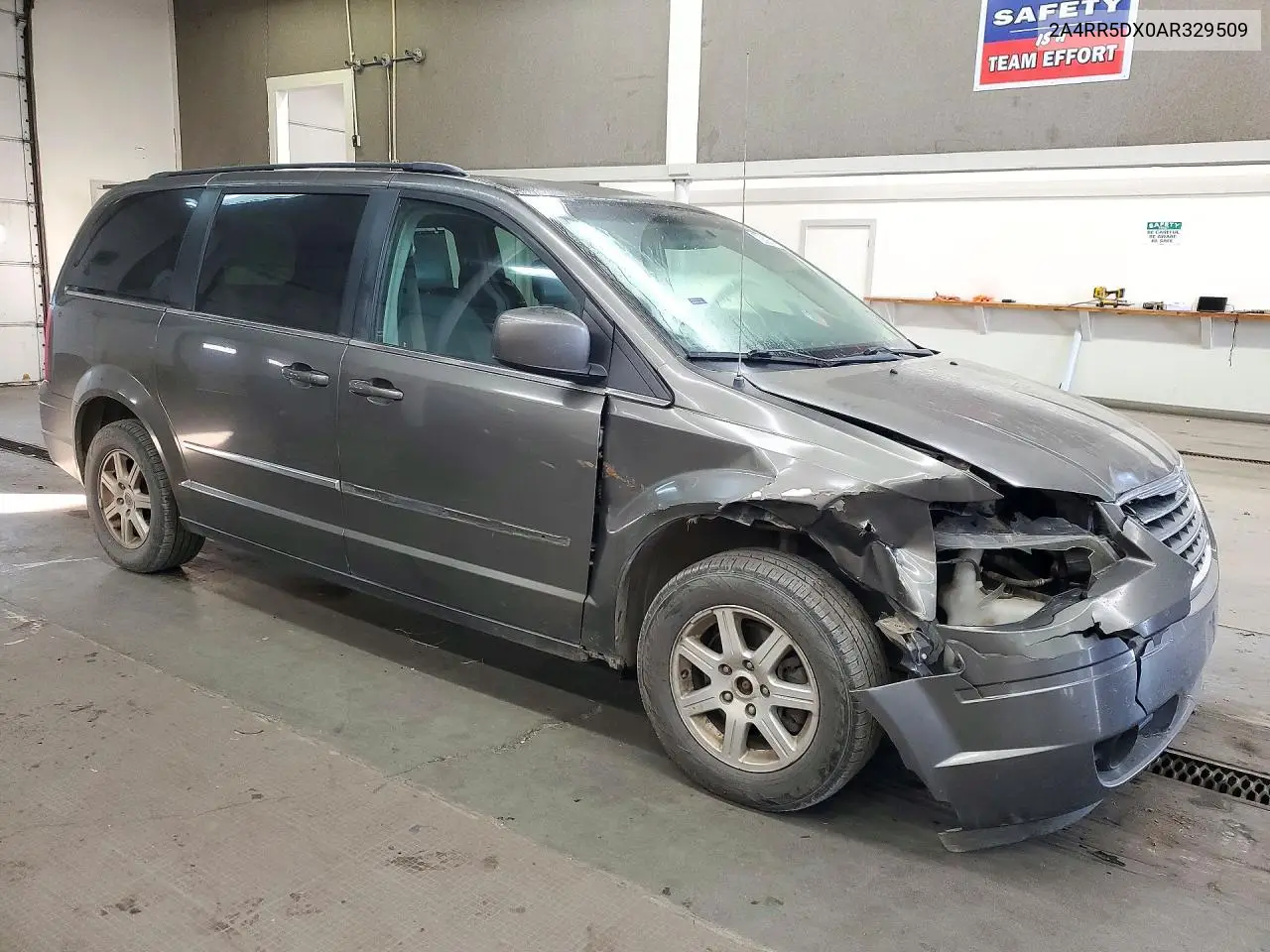 2010 CHRYSLER TOWN & COUNTRY VIN 2A4RR5DX0AR329509 — фото 4