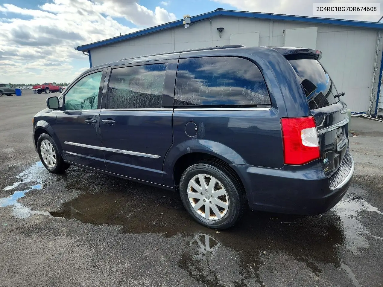 2013 CHRYSLER TOWN & COUNTRY VIN 2C4RC1BG7DR674608 — фото 2