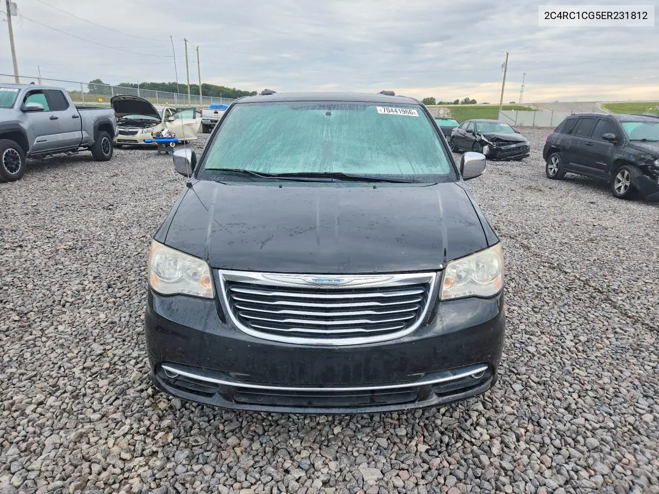 2014 CHRYSLER TOWN & COUNTRY VIN 2C4RC1CG5ER231812 — фото 5