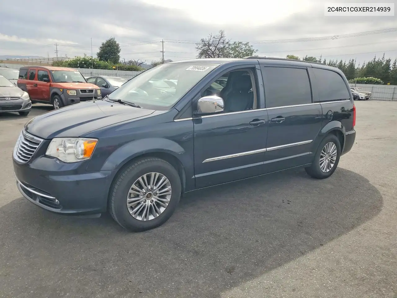CHRYSLER TOWN & COUNTRY 2014, VIN 2C4RC1CGXER214939