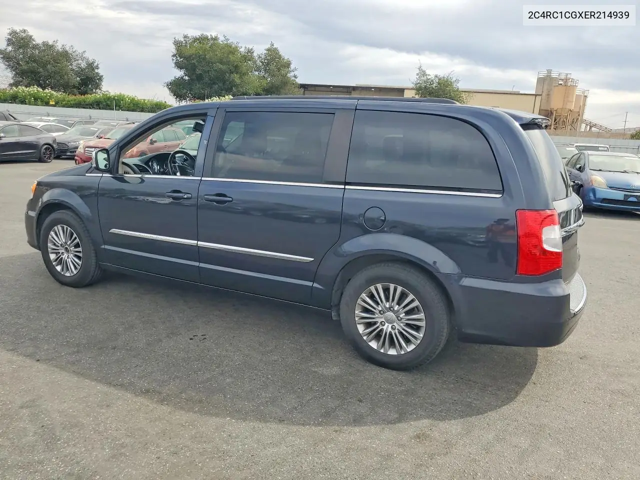 2014 CHRYSLER TOWN & COUNTRY VIN 2C4RC1CGXER214939 — фото 2