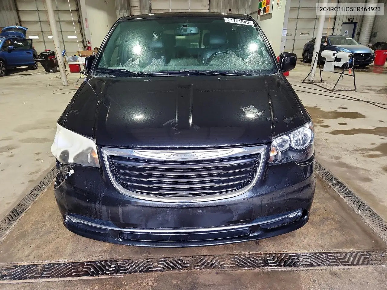2014 CHRYSLER TOWN & COUNTRY VIN 2C4RC1HG5ER464923 — фото 5