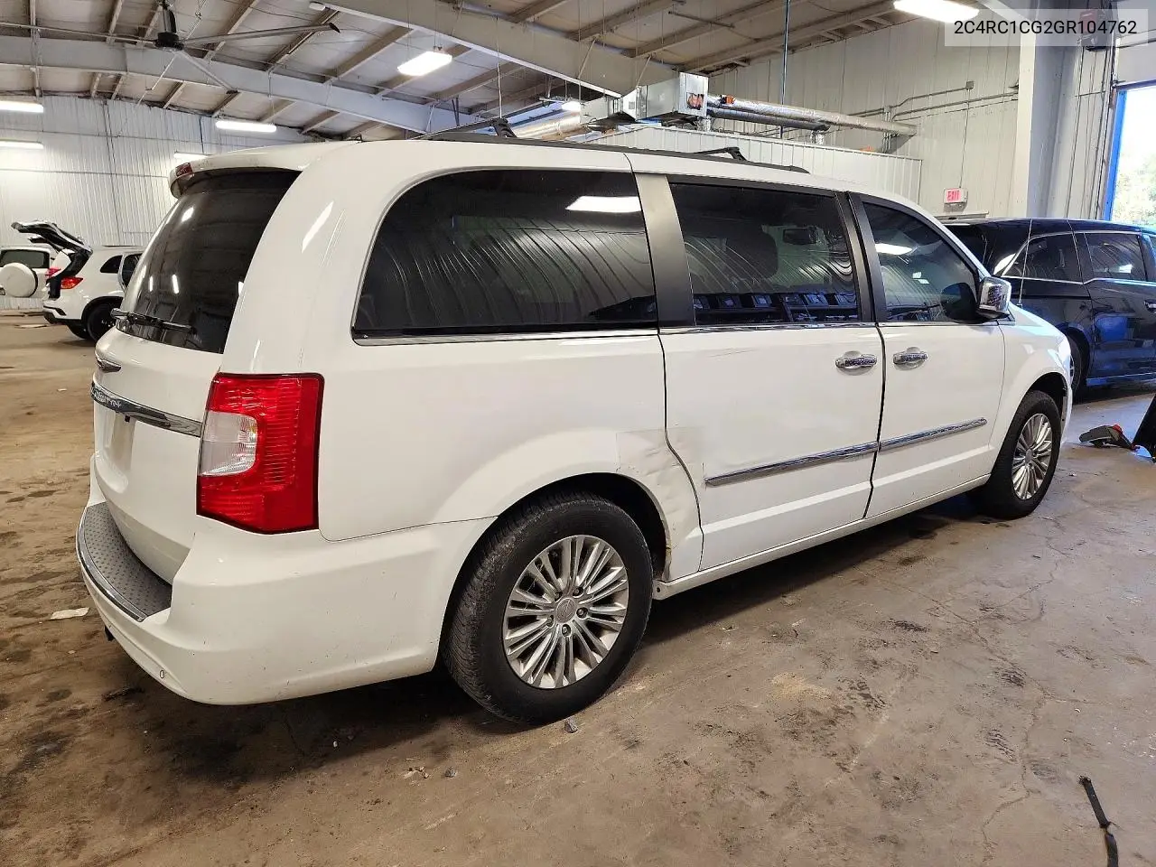 2016 CHRYSLER TOWN & COUNTRY VIN 2C4RC1CG2GR104762 — фото 3