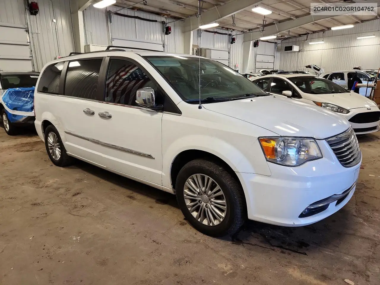 2016 CHRYSLER TOWN & COUNTRY VIN 2C4RC1CG2GR104762 — фото 4