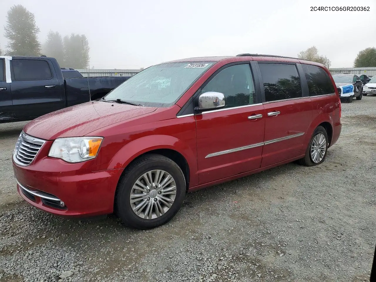 CHRYSLER TOWN & COUNTRY 2016, VIN 2C4RC1CG6GR200362