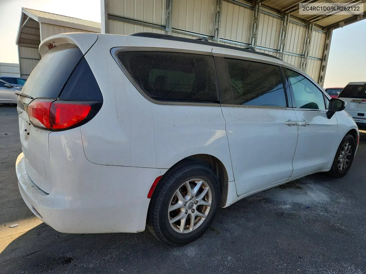 2020 CHRYSLER VOYAGER VIN 2C4RC1DG9LR262122 — фото 3