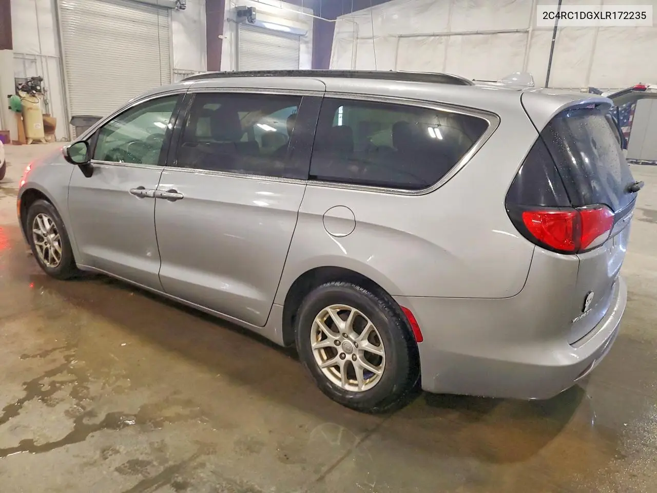 2020 CHRYSLER VOYAGER VIN 2C4RC1DGXLR172235 — фото 2