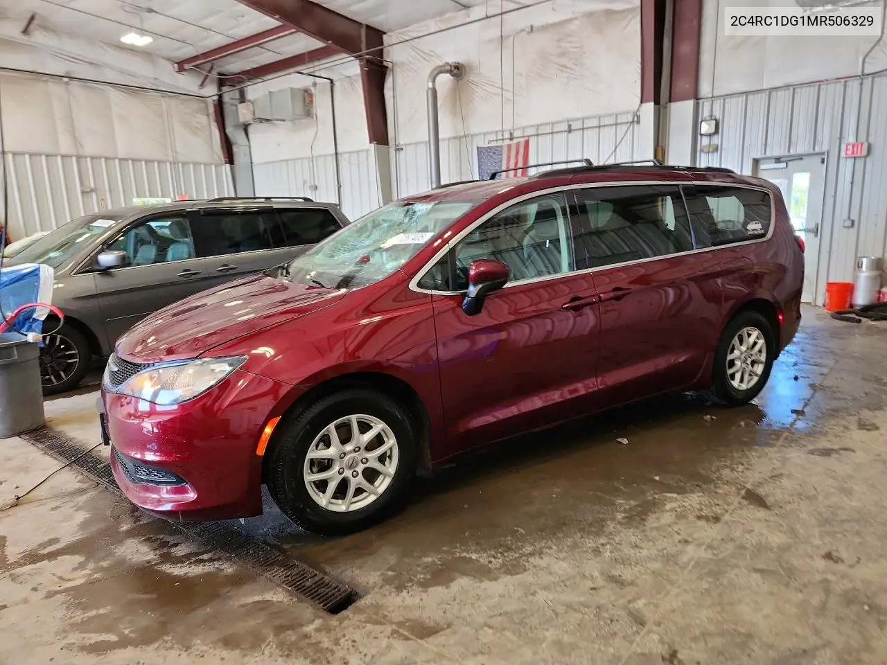 CHRYSLER VOYAGER 2021, VIN 2C4RC1DG1MR506329