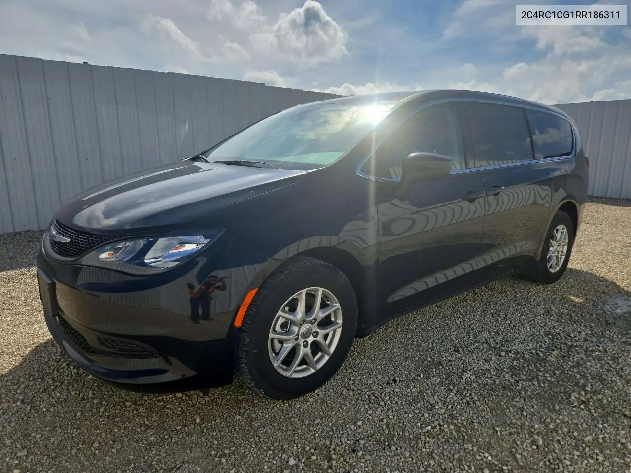 CHRYSLER VOYAGER 2024, VIN 2C4RC1CG1RR186311
