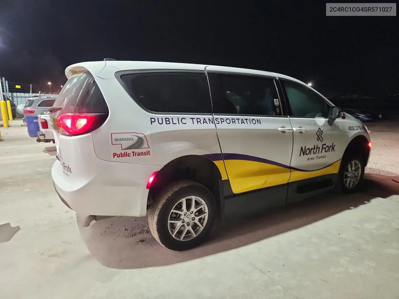 2025 CHRYSLER VOYAGER VIN 2C4RC1CG4SR571027 — фото 3