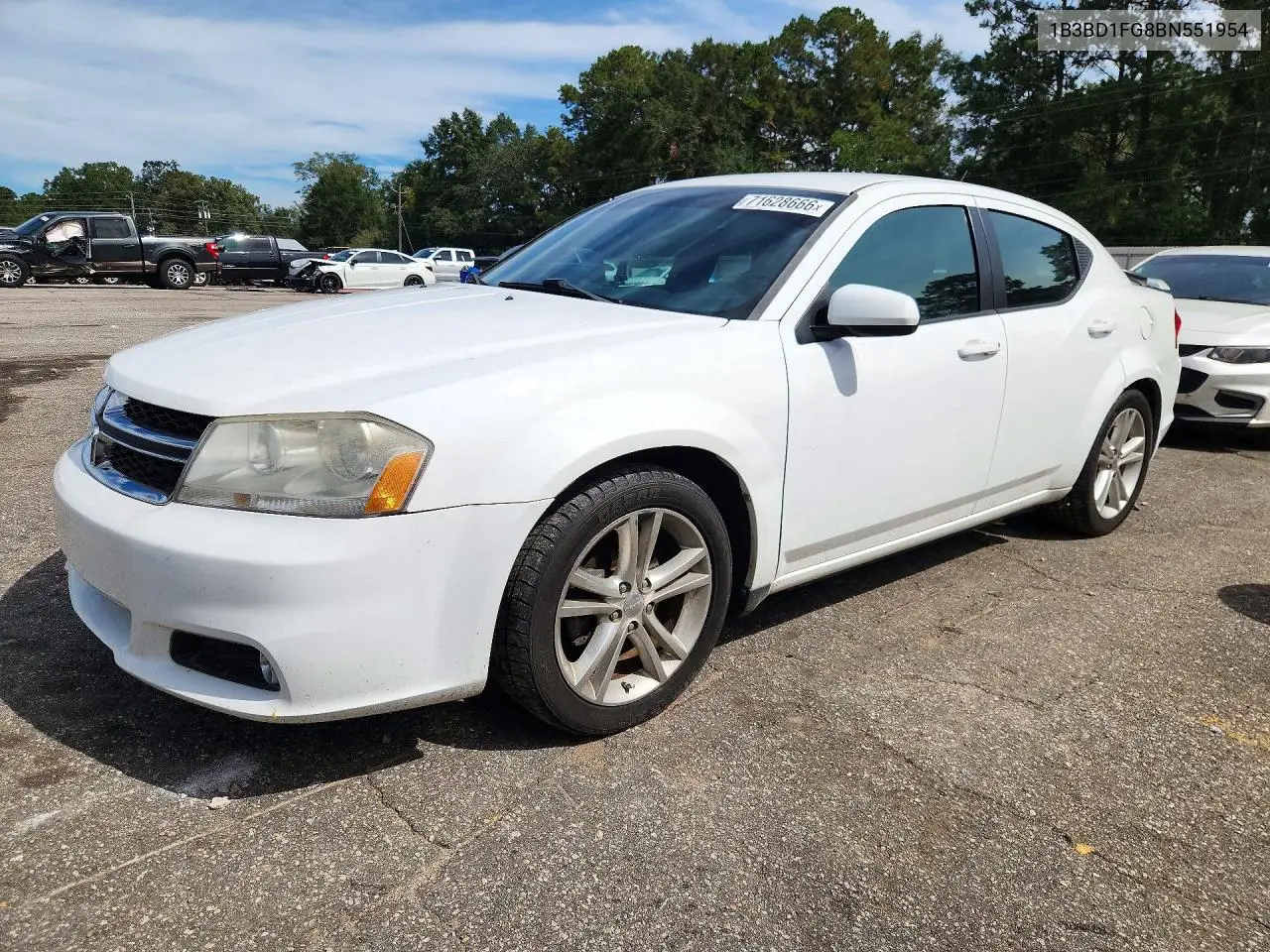 DODGE AVENGER 2011, VIN 1B3BD1FG8BN551954
