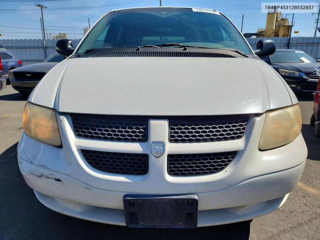 2002 DODGE CARAVAN VIN 1B4GP45312B552857 — фото 5