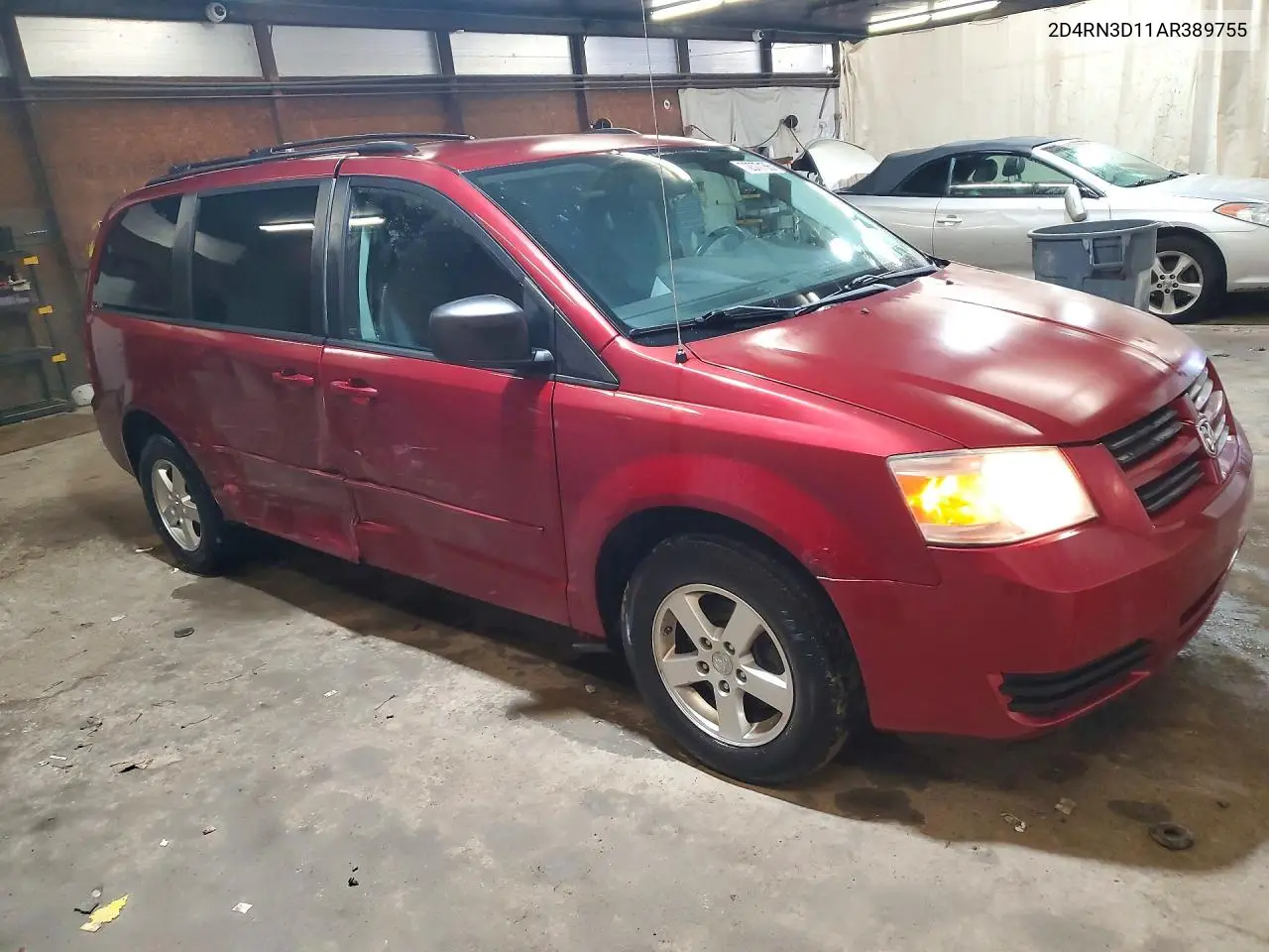 2010 DODGE CARAVAN VIN 2D4RN3D11AR389755 — фото 4