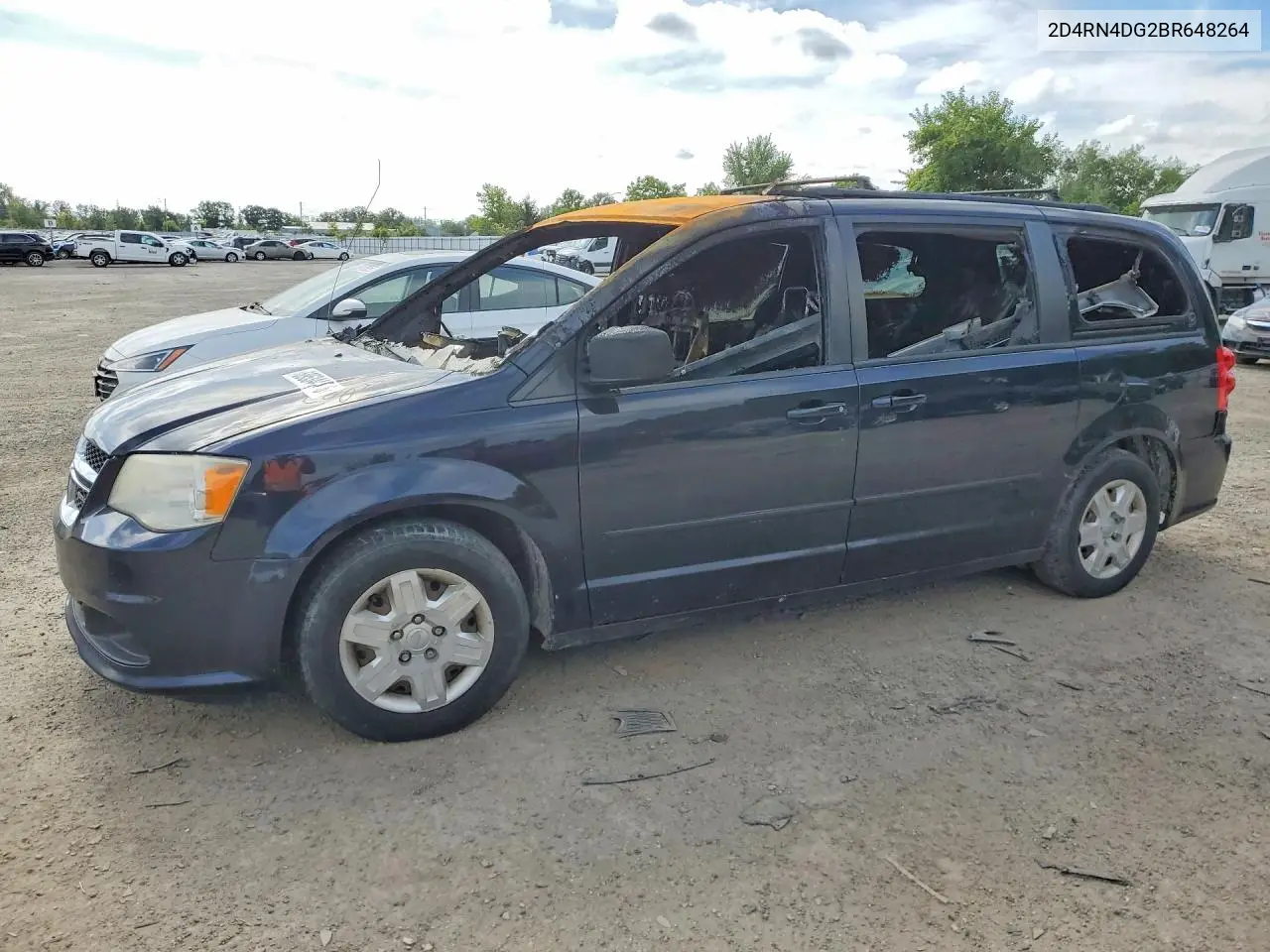 DODGE CARAVAN 2011, VIN 2D4RN4DG2BR648264