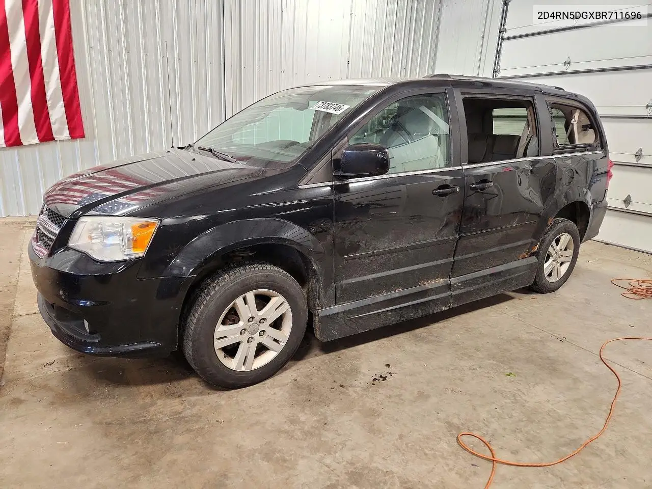 DODGE CARAVAN 2011, VIN 2D4RN5DGXBR711696