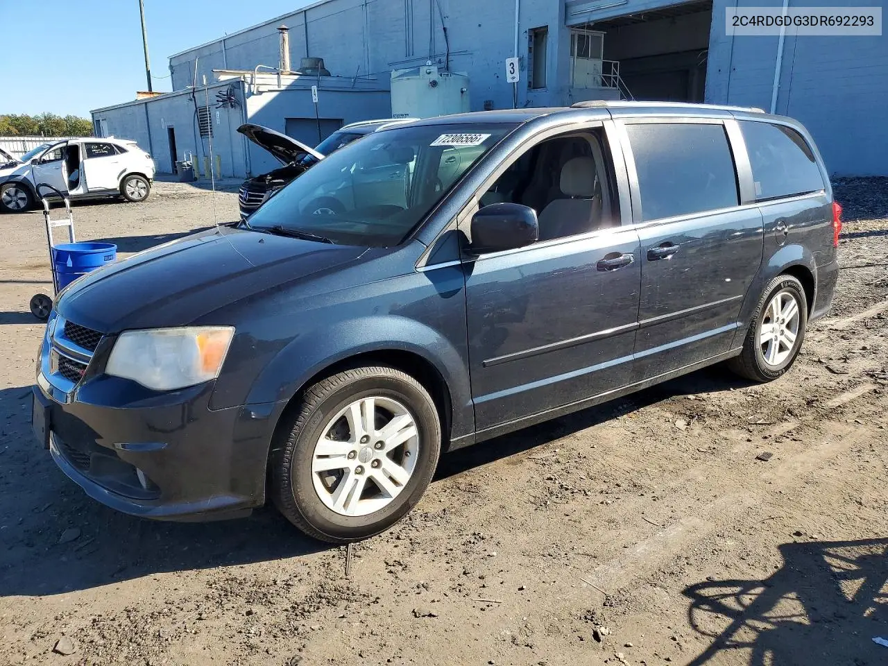 DODGE CARAVAN 2013, VIN 2C4RDGDG3DR692293